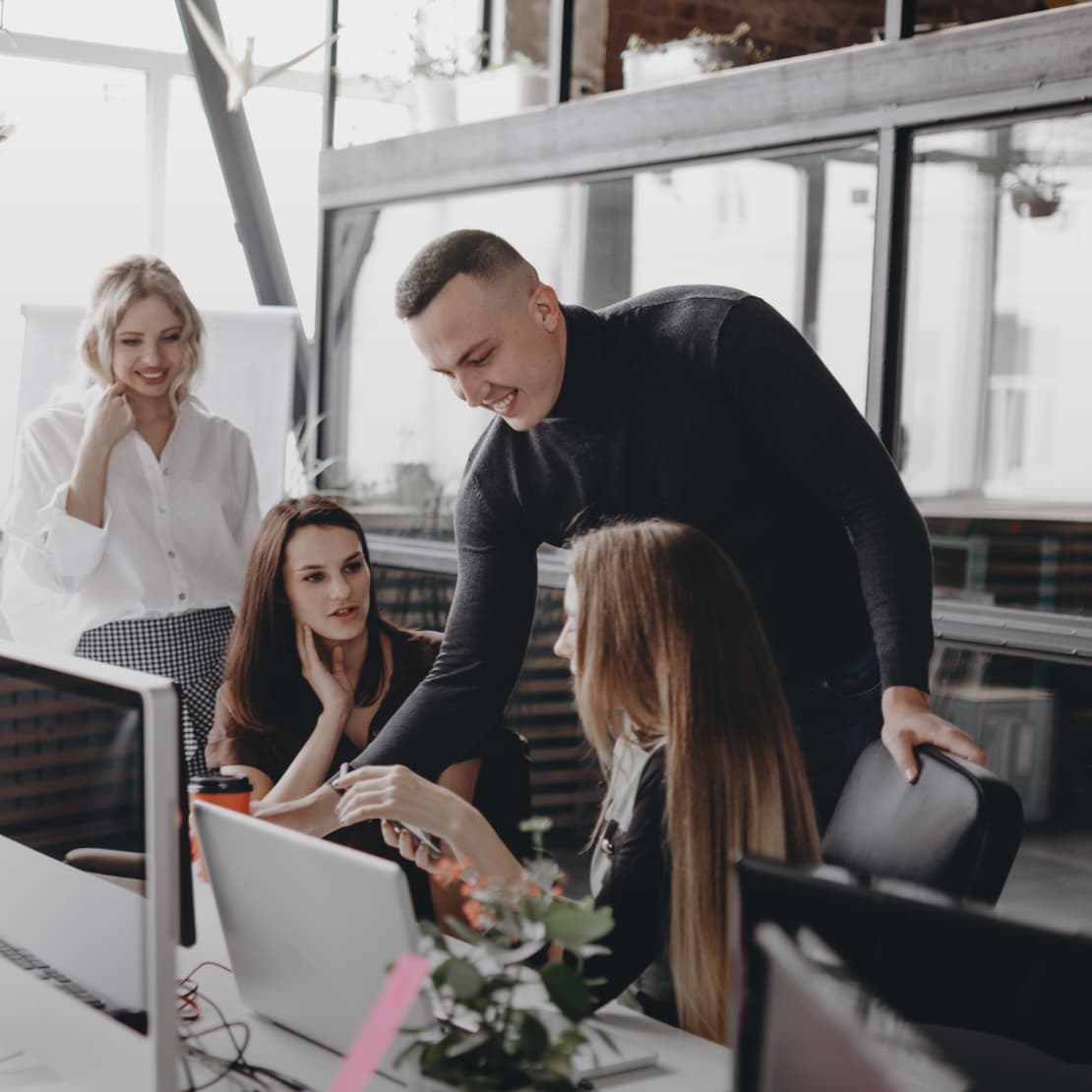 Joining the Keeneo team means becoming part of a dynamic, innovative company where your skills and ideas are valued. You will work together with skilled professionals from all over the world, driving cutting-edge technology solutions with a lasting impact. Foster both personal and professional growth in our supportive environment!